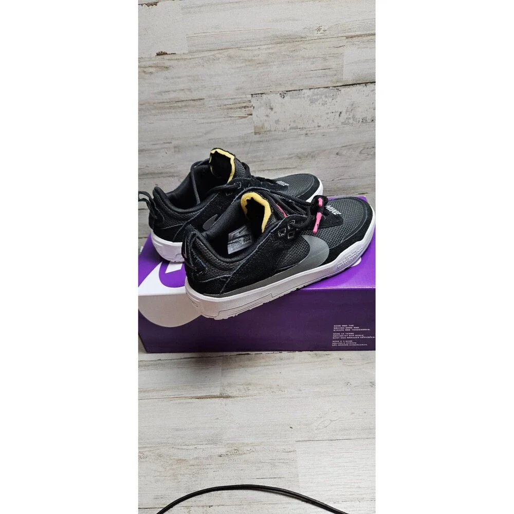 Nike SB Zoom Youth Skate Shoes Black/Pink (FN4210-002) – Size 6Y – New w/ Box
